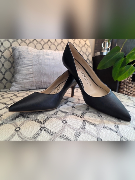 Sole Society Shoes - Sole Society Black Leather Pumps Size 8M
